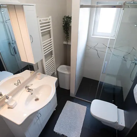 アパート Andrea's